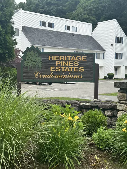 67 Perry St #120, Putnam, CT 06260