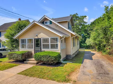 312 Crystal Ave, New London, CT 06320