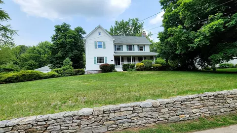 745 Griswold St, Glastonbury, CT 06033