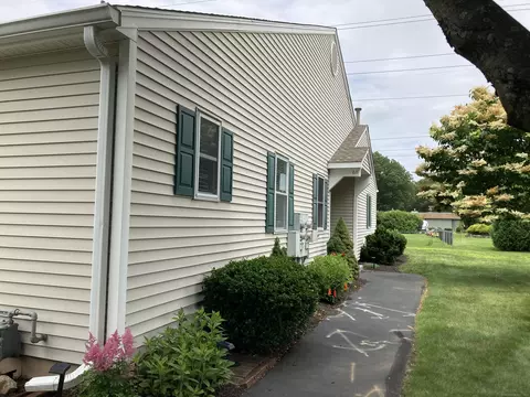 611 Overlook Path #611, Southington, CT 06489