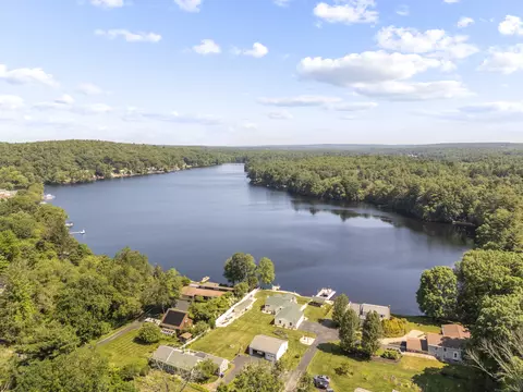 538 Quaddick Rd, Thompson, CT 06277