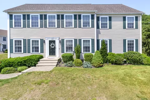 7 Castlewood Dr #7, Monroe, CT 06468