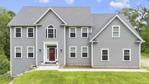 6 Rockridge Ct # D, New Fairfield, CT 06812