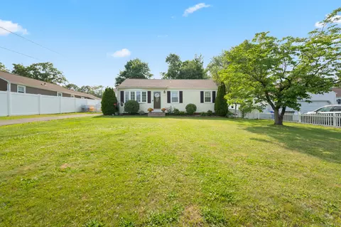 529 Orchard St, Rocky Hill, CT 06067