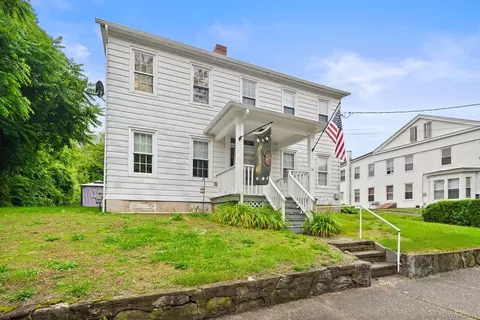 114 Prospect St, Norwich, CT 06360