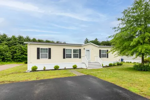 8 Haley Ln, Windham, CT 06256