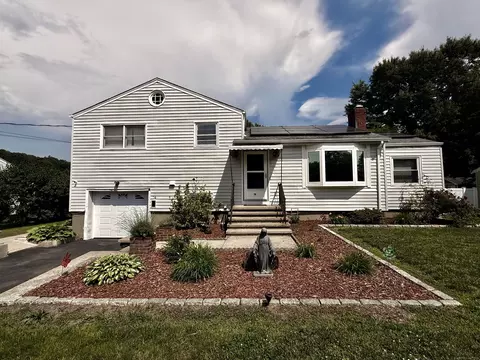 16 Hotchkiss Ter, Ansonia, CT 06401
