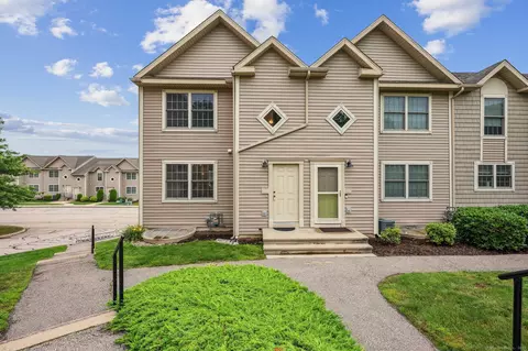64 Scotch Cap Rd #112, Quaker Hill, CT 06375