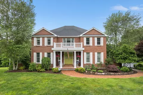 35 Lake Ridge Rd, Southbury, CT 06488