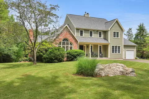 344 Oxbow Rd, Durham, CT 06422