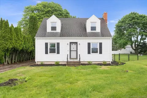 378 Eastern Point Rd, Groton, CT 06340