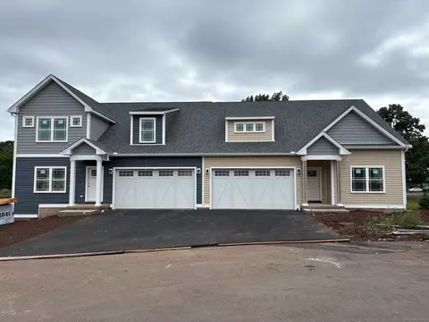 4 Lombard Cir #4, North Haven, CT 06473