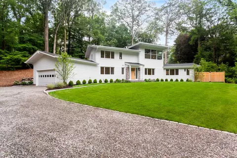 338 Eden Rd, Stamford, CT 06907