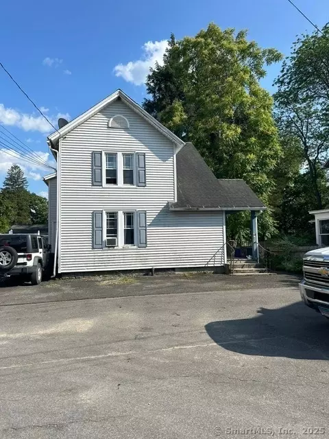 9 Nicholas Sq, New Milford, CT 06776