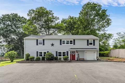 1376 West St, Southington, CT 06489