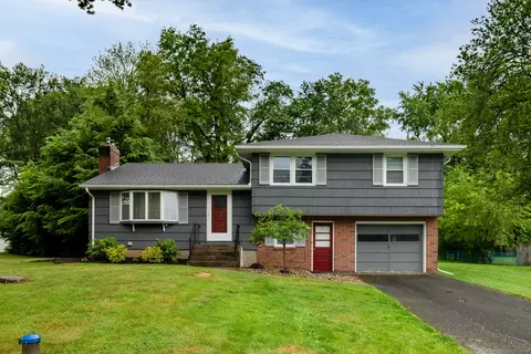 38 Evelyn Rd, Bristol, CT 06010