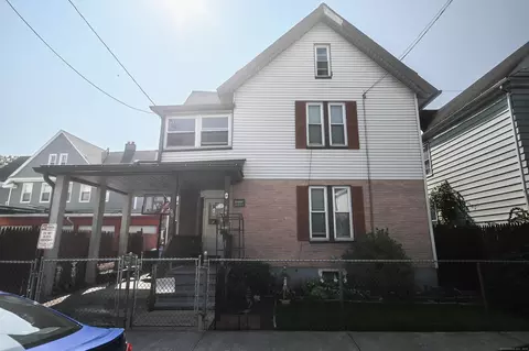 90 Olive St, Bridgeport, CT 06605