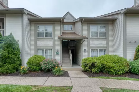 33 Langdon Ct #CL4, Berlin, CT 06037