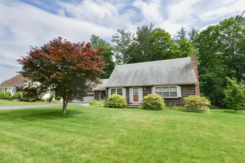 110 Woodfield Rd, Bristol, CT 06010