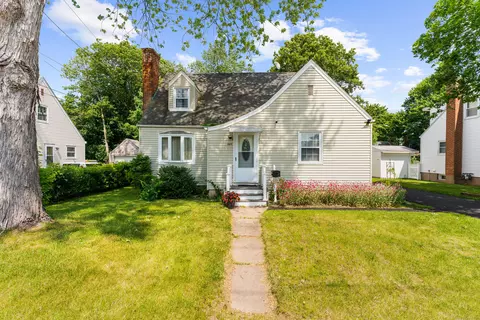 489 Adams St, Manchester, CT 06040
