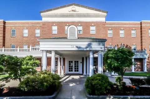 59 Courtland Ave #3Q, Stamford, CT 06902