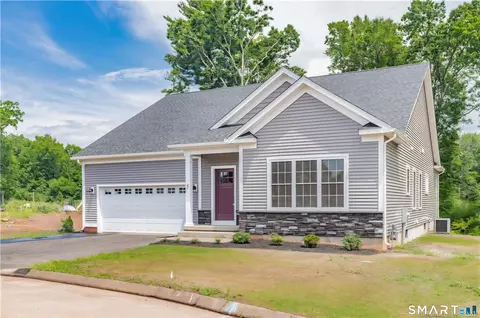 41 Liberty Ln, Enfield, CT 06082