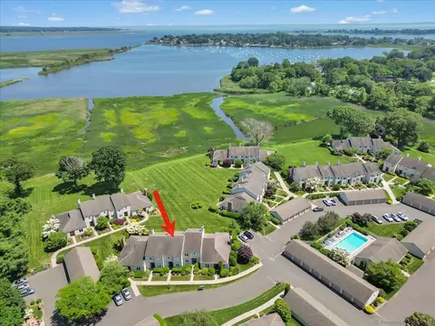 100 Dudley Ave #B8, Old Saybrook, CT 06475