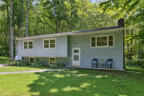 166 River Rd, East Haddam, CT 06423
