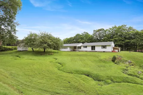 1 Old Middle Rd, New Milford, CT 06776
