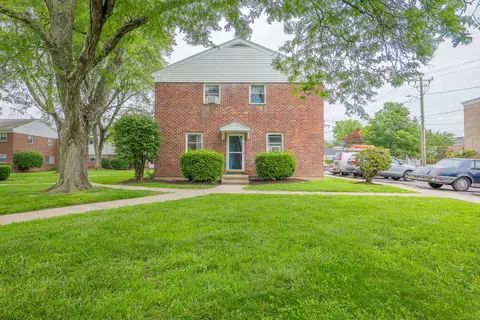 51 Park Ave #2-13, Danbury, CT 06810