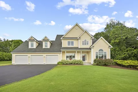 27 Hills Ln, Hebron, CT 06248