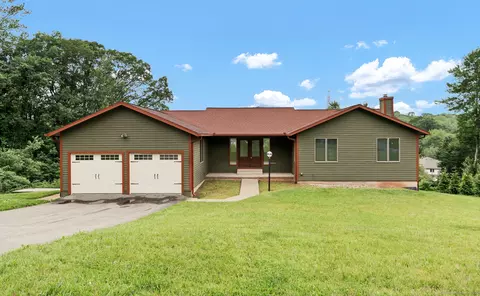 7 Scott Ln, Cromwell, CT 06416