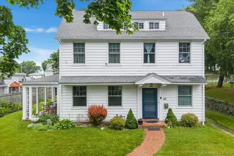 20 Channing St, New London, CT 06320