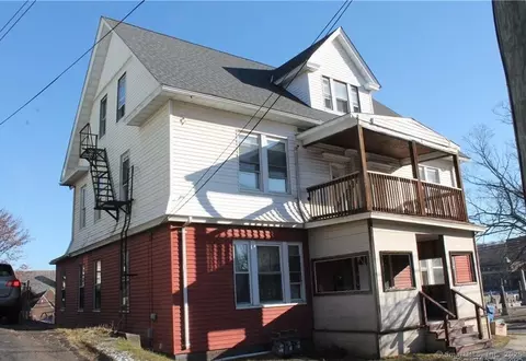 120 Linsley Ave, Meriden, CT 06451
