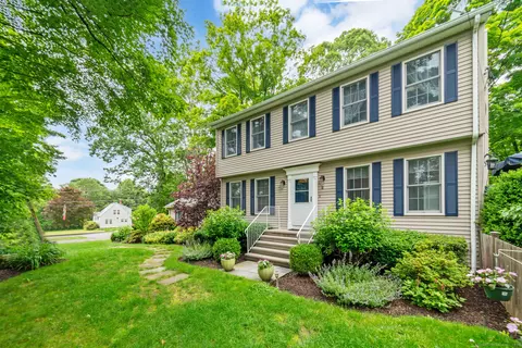2 Bronson Rd, Prospect, CT 06712