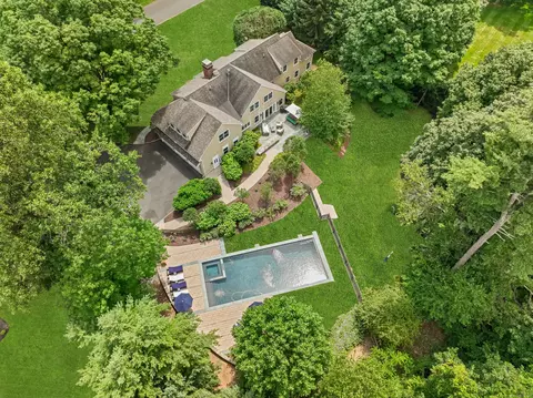 4 Reimer Rd, Westport, CT 06880