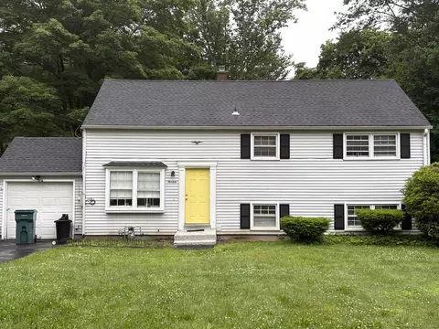 13 Sheahan Dr, Hamden, CT 06514