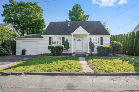 24 South Ave, Danbury, CT 06810