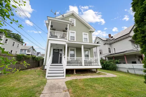 845 Bank St, New London, CT 06320