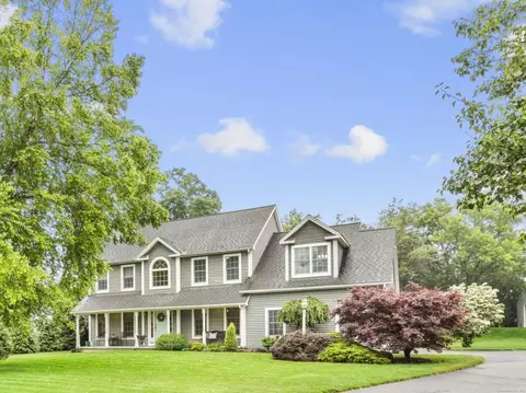 72 Hazelwood Dr, Southington, CT 06489