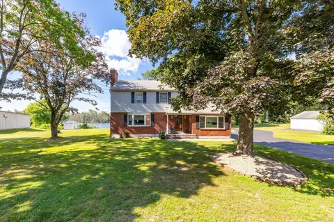 404 Strong Rd, South Windsor, CT 06074