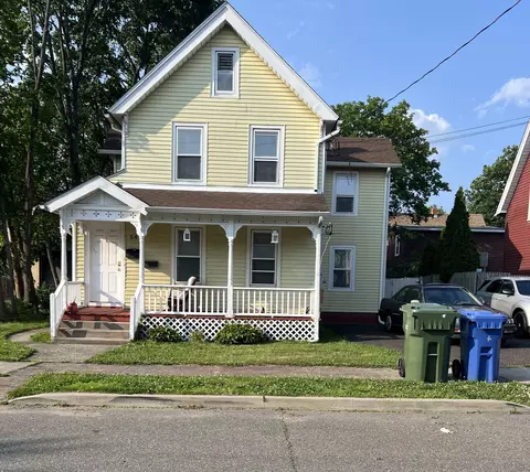 54 Spring St, Wallingford, CT 06492