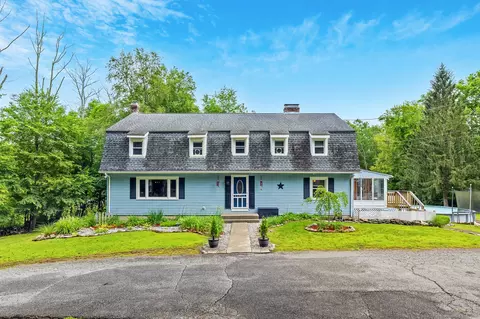 79 Schalk Rd, Lebanon, CT 06249