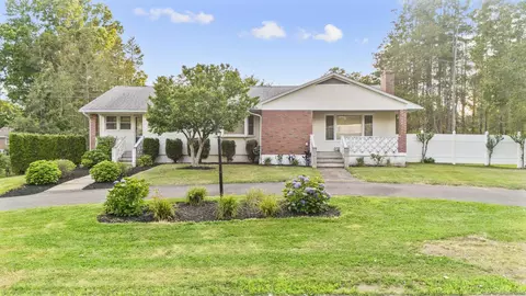 96 Mcdowell Rd, Middletown, CT 06457