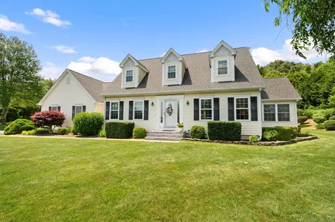 5 Wheeler Farm Rd, Preston, CT 06365