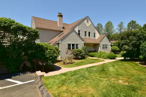 11 Thistle Way #D, Broad Brook, CT 06016