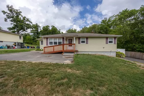 45 Summit Rd, Prospect, CT 06712