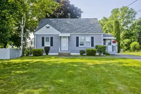 33 Old King St, Enfield, CT 06082