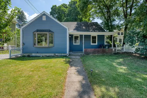 285 Jackson St, Willimantic, CT 06226