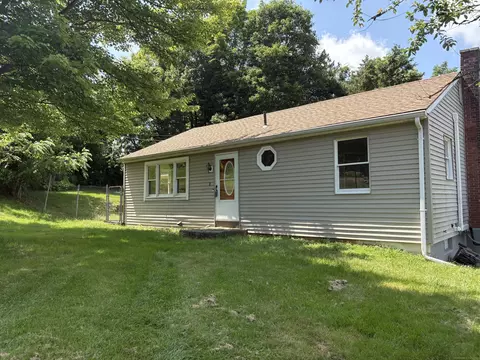 1 Bancroft Rd, Vernon, CT 06066